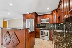 13541 87th Pl, Seminole, FL 33776 - Photo 12
