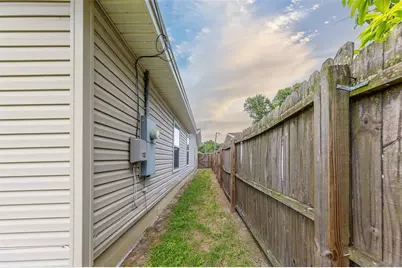 3428 39th Street N, Saint Petersburg, FL 33713 - Photo 46