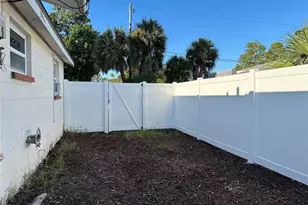 351 50th Ave N, Saint Petersburg, FL 33703 - Photo 12