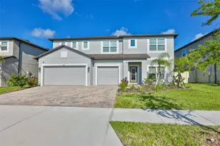 2927 Marine Grass Dr, Wimauma, FL 33598 - Photo 2
