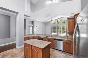 8102 Kendelwick Ct, Tampa, FL 33647 - Photo 14