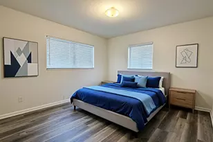 1851 50th Ave N, Saint Petersburg, FL 33714 - Photo 18