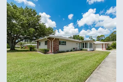 1009 Queen Anne Drive #B, Palm Harbor, FL 34684 - Photo 1