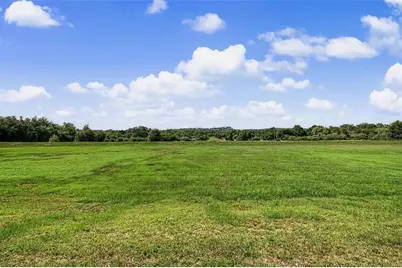 37200 Neukom Avenue, Zephyrhills, FL 33541 - Photo 28