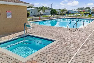 37200 Neukom Ave, Zephyrhills, FL 33541 - Photo 32