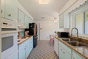 1282 Palm St, Clearwater, FL 33755 - Photo 10