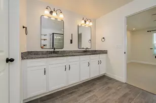 11670 Cambium Crown Dr, Riverview, FL 33569 - Photo 24