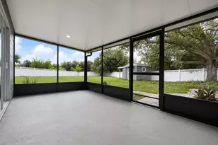 13326 Laraway Dr, Riverview, FL 33579 - Photo 8