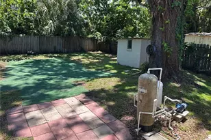 4017 Watson Rd, Tampa, FL 33610 - Photo 32