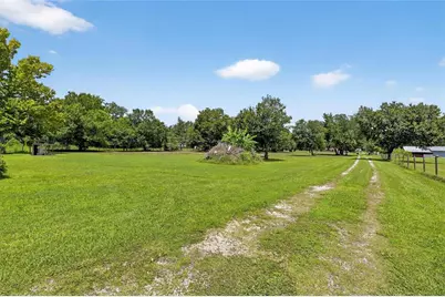 205 Wendel Avenue, Lithia, FL 33547 - Photo 4