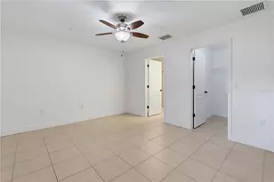 2107 W Clifton St, Tampa, FL 33603 - Photo 16