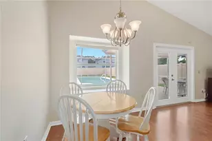 10255 Allenwood Dr, Riverview, FL 33569 - Photo 12