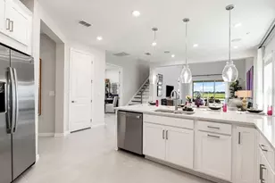 11400 Strong Stem Row, San Antonio, FL 33576 - Photo 8
