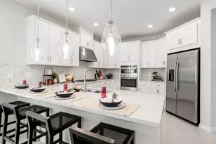 11400 Strong Stem Row, San Antonio, FL 33576 - Photo 2