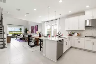 11400 Strong Stem Row, San Antonio, FL 33576 - Photo 4
