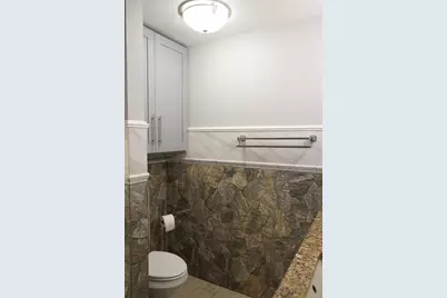 424 Lake Point Court #5A, Sun City Center, FL 33573 - Photo 12
