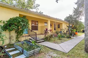 406 S Bayview Blvd, Oldsmar, FL 34677 - Photo 2