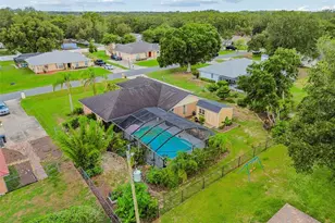 2434 Summitview Dr, Lakeland, FL 33812 - Photo 46