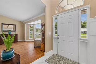 2434 Summitview Dr, Lakeland, FL 33812 - Photo 2