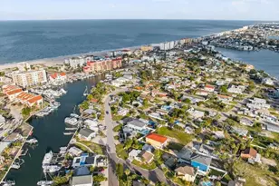13104 4th St E, Madeira Beach, FL 33708 - Photo 22