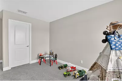 1694 Drummond Point, Zephyrhills, FL 33541 - Photo 44