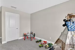 1694 Drummond Pt, Zephyrhills, FL 33541 - Photo 44