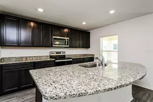 1635 Swan Lake Cir, Dundee, FL 33838 - Photo 4