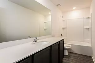 1635 Swan Lake Cir, Dundee, FL 33838 - Photo 8