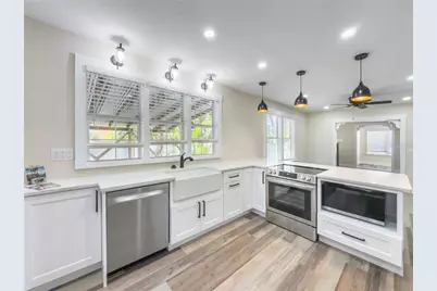 3310 E Maritana Drive, Saint Pete Beach, FL 33706 - Photo 10