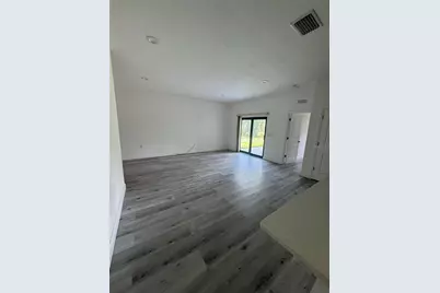 613 Loleta Court, Lehigh Acres, FL 33972 - Photo 12
