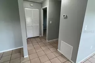 1410 21st Ave E, Bradenton, FL 34208 - Photo 4