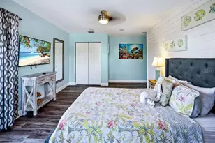 12201 Gulf Blvd, Treasure Island, FL 33706 - Photo 20