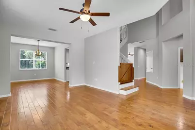 5602 Shady Creek Court, Valrico, FL 33596 - Photo 4