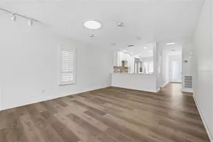 594 Boca Ciega Point Blvd N, Saint Petersburg, FL 33708 - Photo 16