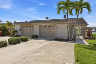 594 Boca Ciega Point Blvd N, Saint Petersburg, FL 33708 - Photo 10
