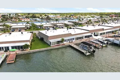 594 Boca Ciega Point Boulevard N, Saint Petersburg, FL 33708 - Photo 1