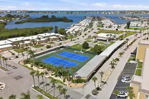 594 Boca Ciega Point Blvd N, Saint Petersburg, FL 33708 - Photo 50