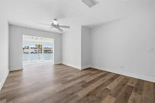 594 Boca Ciega Point Blvd N, Saint Petersburg, FL 33708 - Photo 24