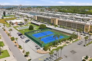 594 Boca Ciega Point Blvd N, Saint Petersburg, FL 33708 - Photo 52