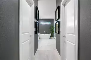 7507 N Dartmouth Ave, Tampa, FL 33604 - Photo 32