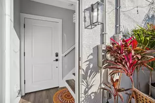 4015 10th Ave N, Saint Petersburg, FL 33713 - Photo 2