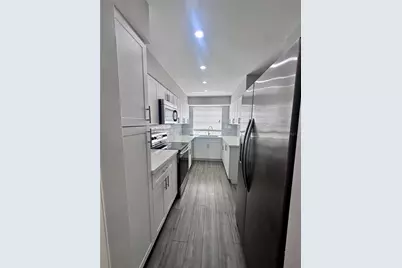 7512 Bolanos Court #7512, Tampa, FL 33615 - Photo 8