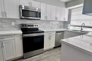 7512 Bolanos Ct, Tampa, FL 33615 - Photo 6