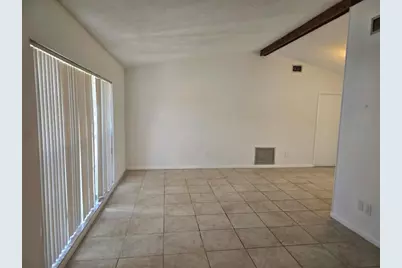 12412 Cardiff Drive, Tampa, FL 33625 - Photo 2