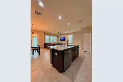 5703 Village Center Drive, Lithia, FL 33547 - Photo 8