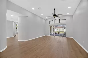 2001 Cimmaron Run Dr, Valrico, FL 33594 - Photo 6