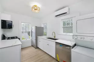 618 N 7th Ave, Saint Petersburg, FL 33701 - Photo 8