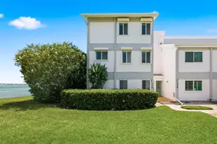 1401 Gulf Blvd, Clearwater Beach, FL 33767 - Photo 4