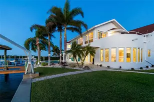 119 Carlyle Cir, Palm Harbor, FL 34683 - Photo 90
