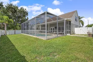 24520 Summer Wind Ct, Lutz, FL 33559 - Photo 4